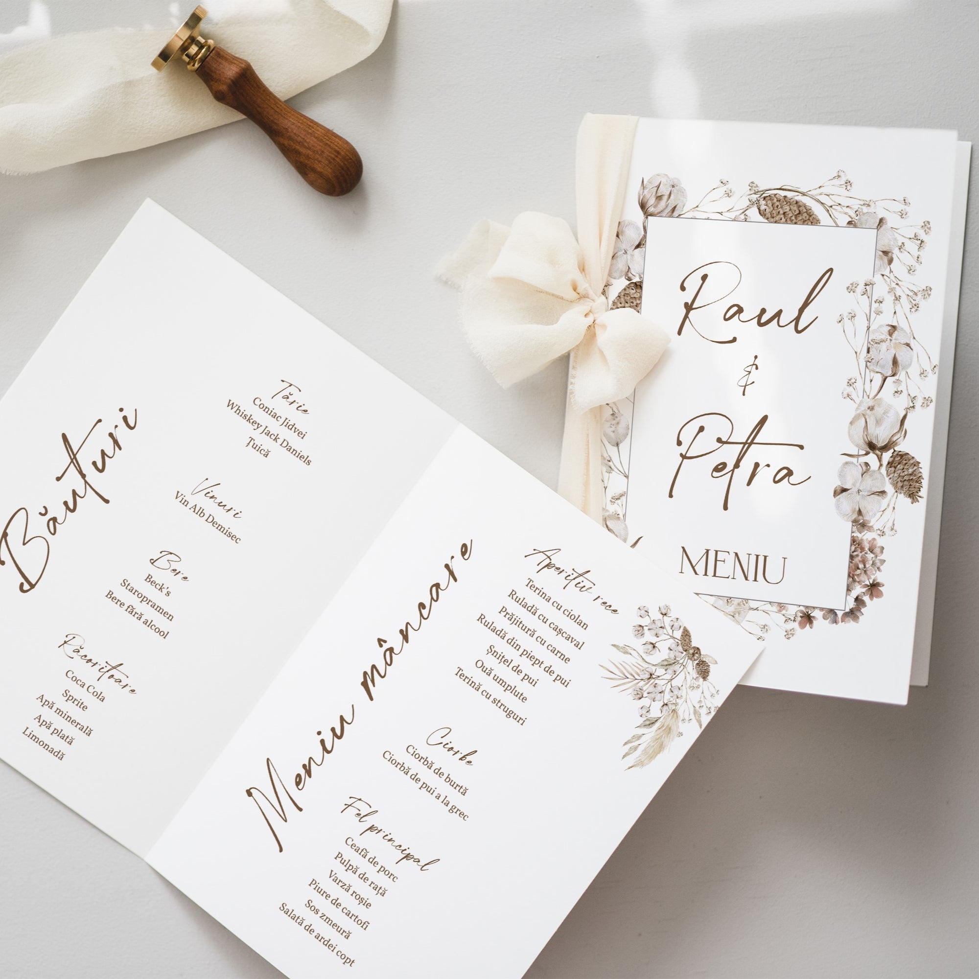 Meniu tip carte personalizat nuntă Diandra Events, realizat din carton premium de calitate.