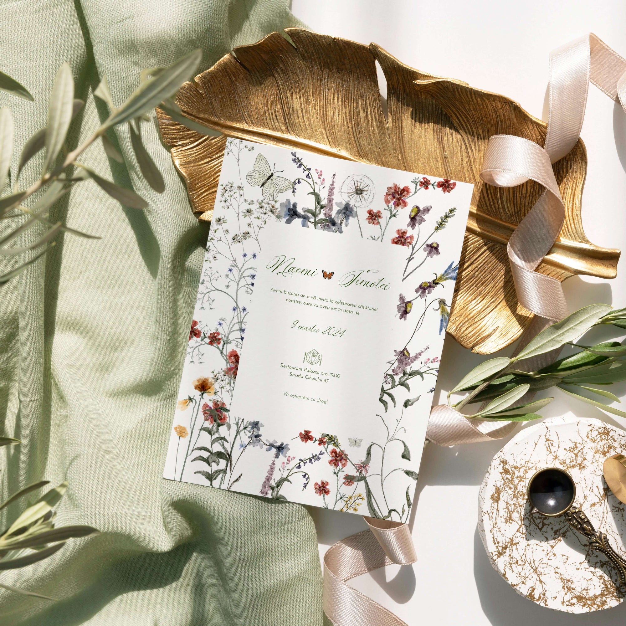 Invitație de nuntă florală modernă cu design elegant pe hârtie premium – Diandra Events