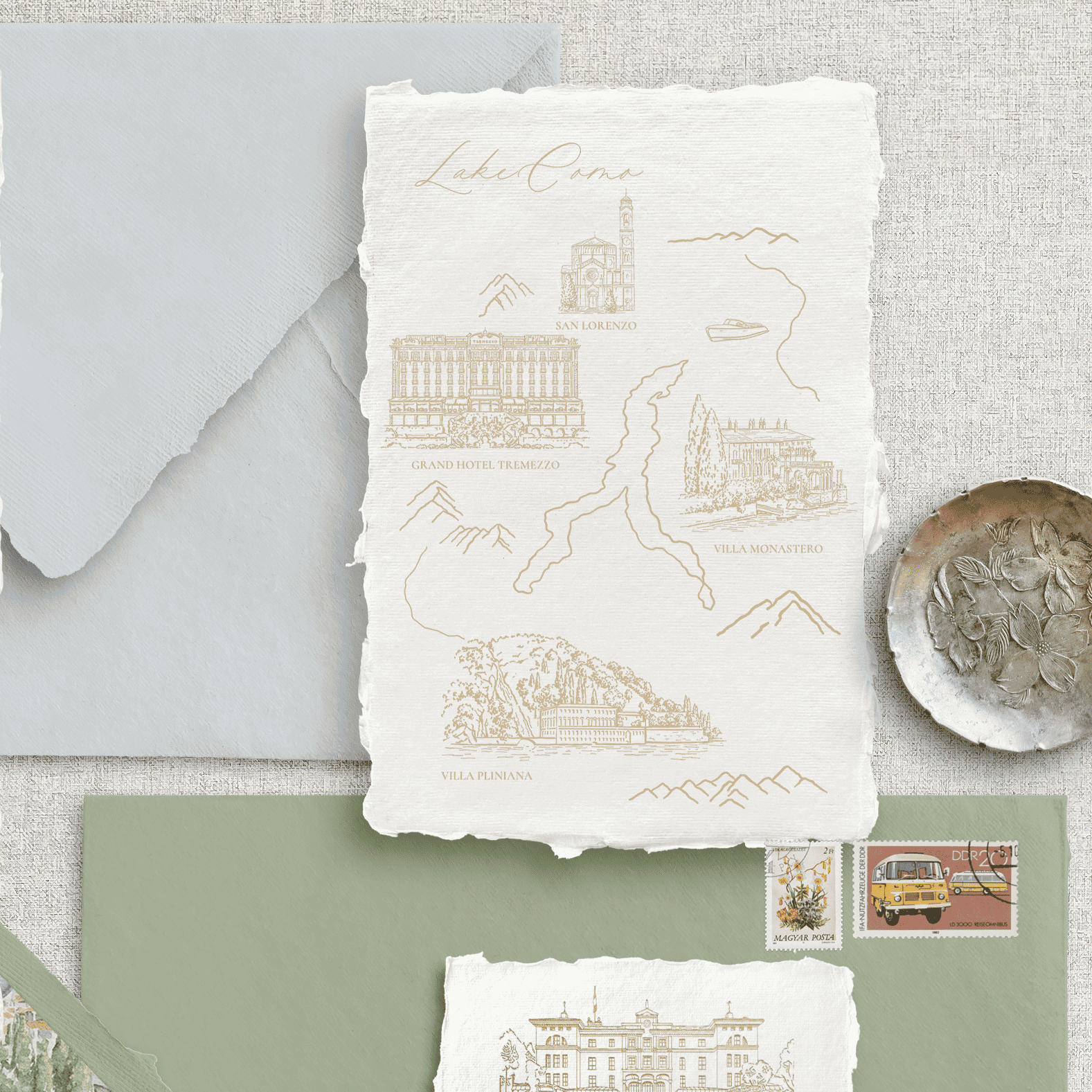 Card detalii nuntă hârtie manuală handmade cu hartă locație desenată artistic și accente aurii, papetărie de lux – Diandra Events