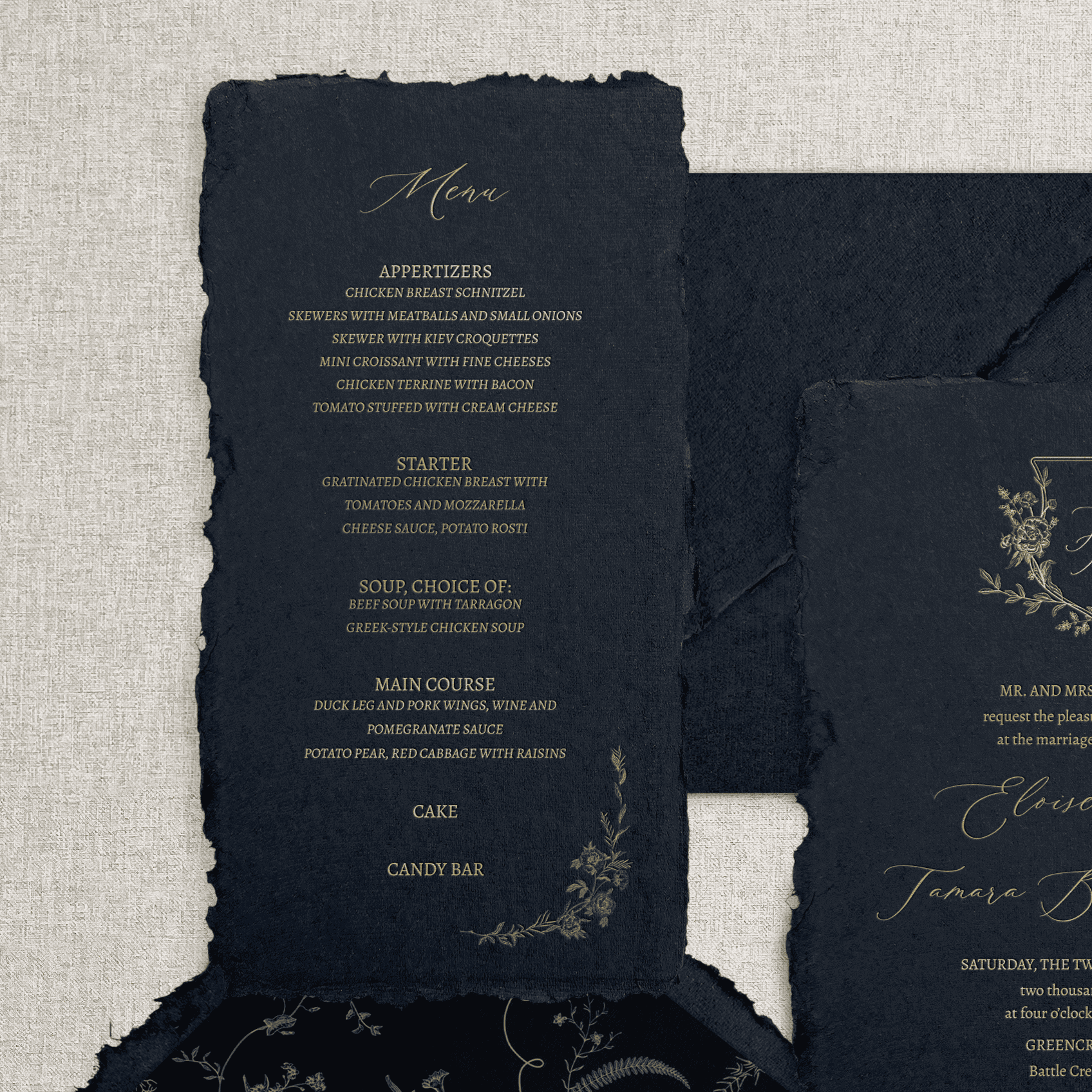 Meniu de nuntă elegant pe hârtie handmade neagră, cu detalii aurii și design rafinat