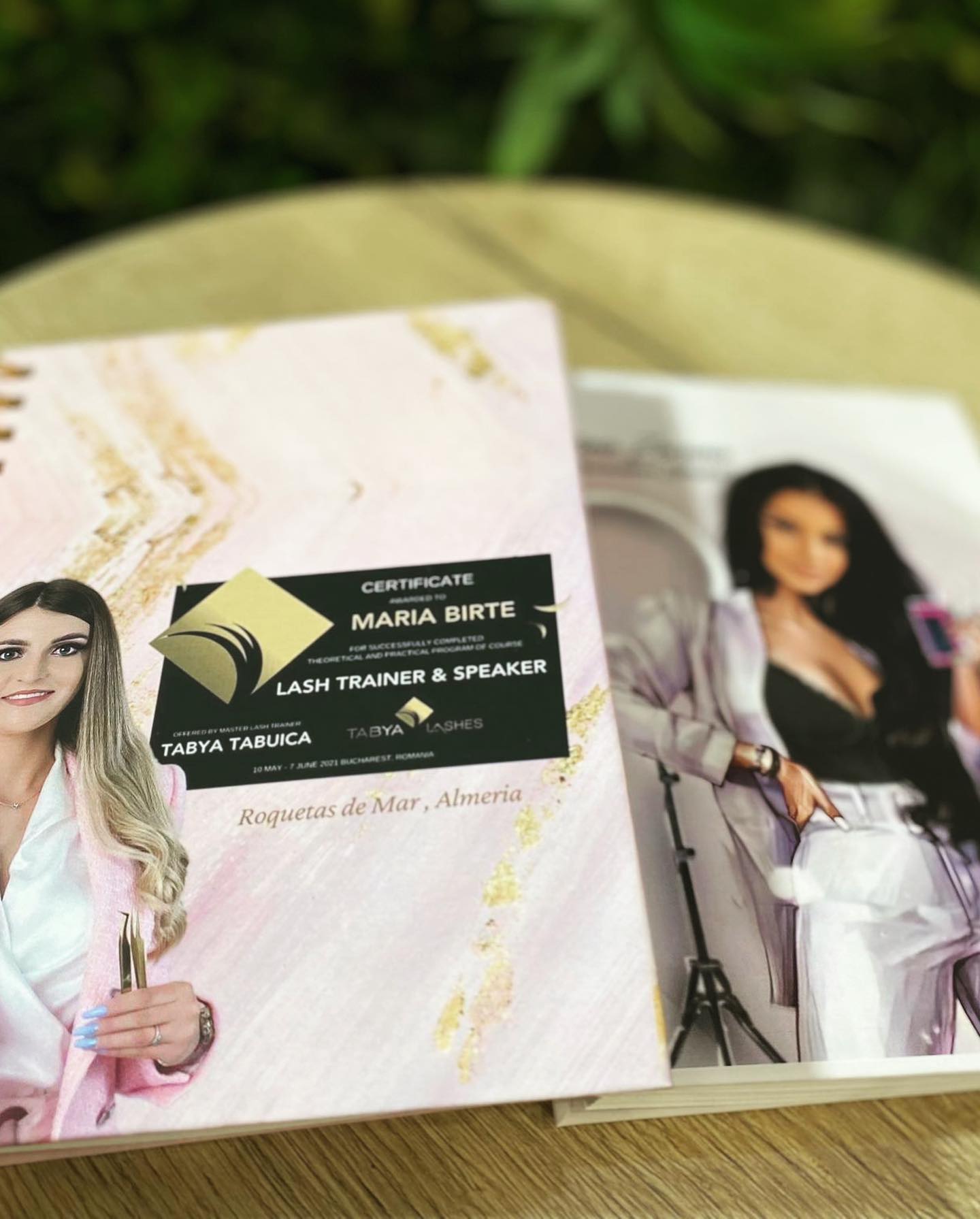 Business gifting agende personalizate corporate cu design premium – Diandra Events