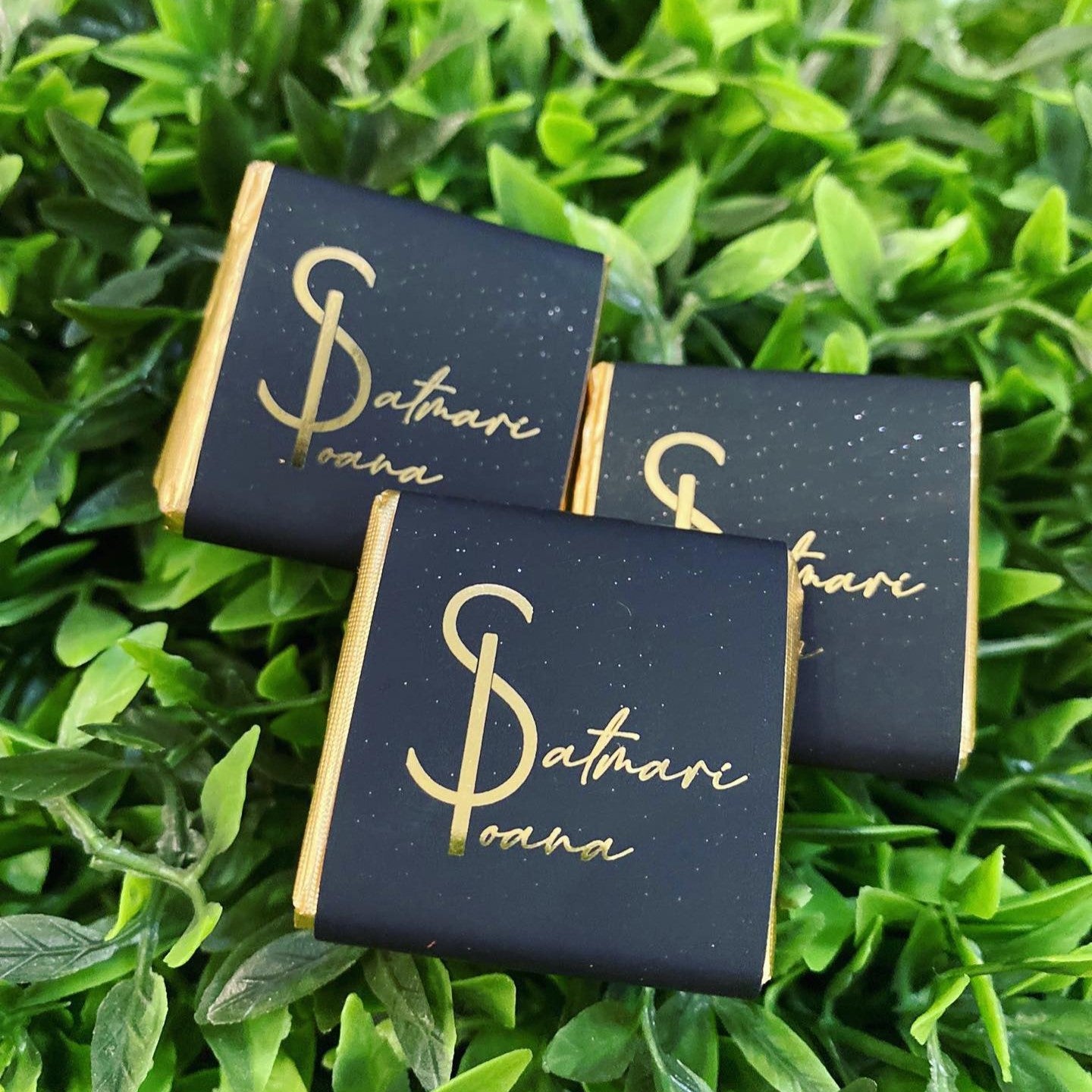 cadou corporate ciocolată artizanală, ambalaj elegant cu logo companiei, personal branding premium – Diandra Events