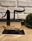 Număr acrilic premium cu font elegant, decor nuntă de lux, Diandra Events
