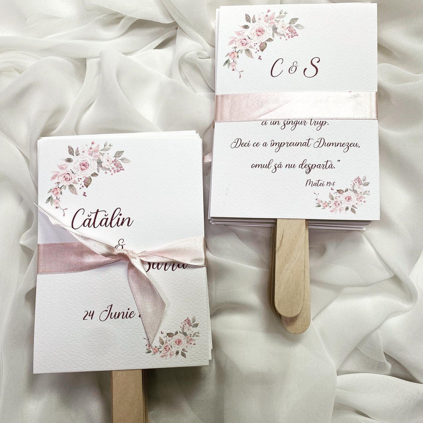 Evantai floral personalizat Diandra Events, carton premium față-verso, ideal pentru nuntă sau botez.