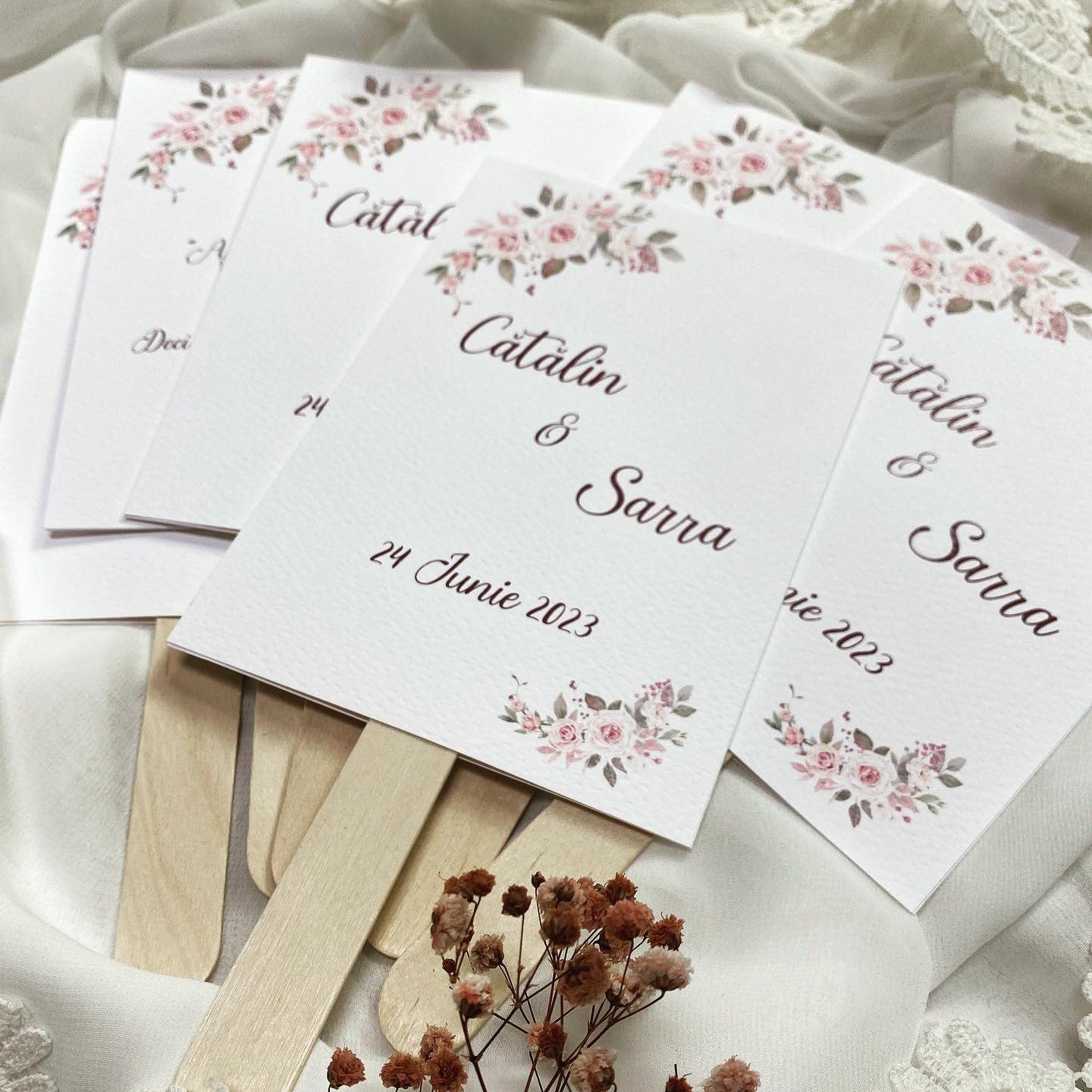 Evantai nuntă floral handmade Diandra Events, carton premium, personalizat integral față-verso.