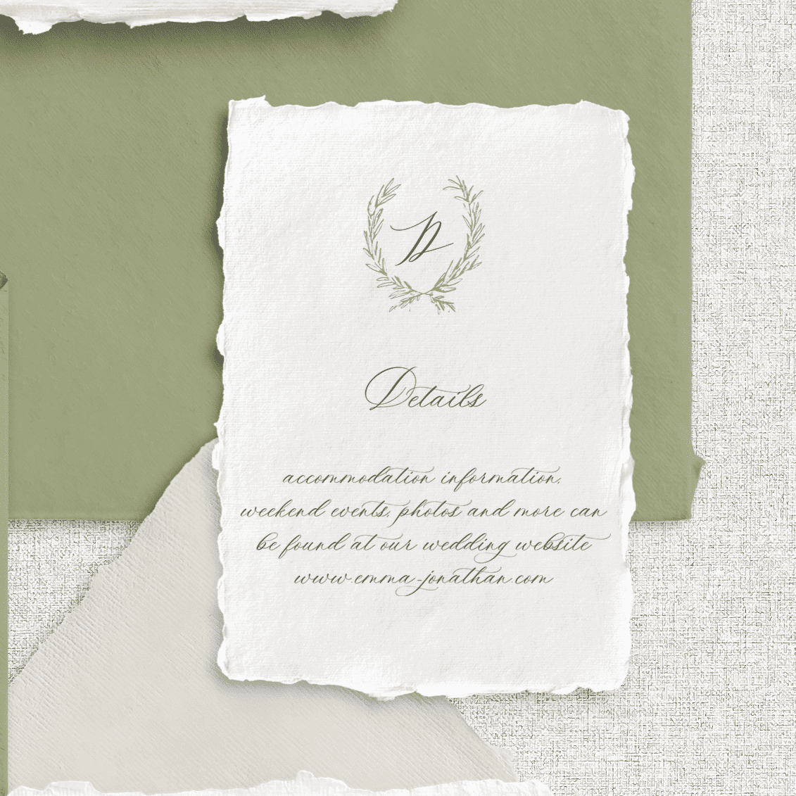 Set invitații nuntă pe hârtie manuală ivoire cu detalii în verde salvie – papetărie Diandra Events România