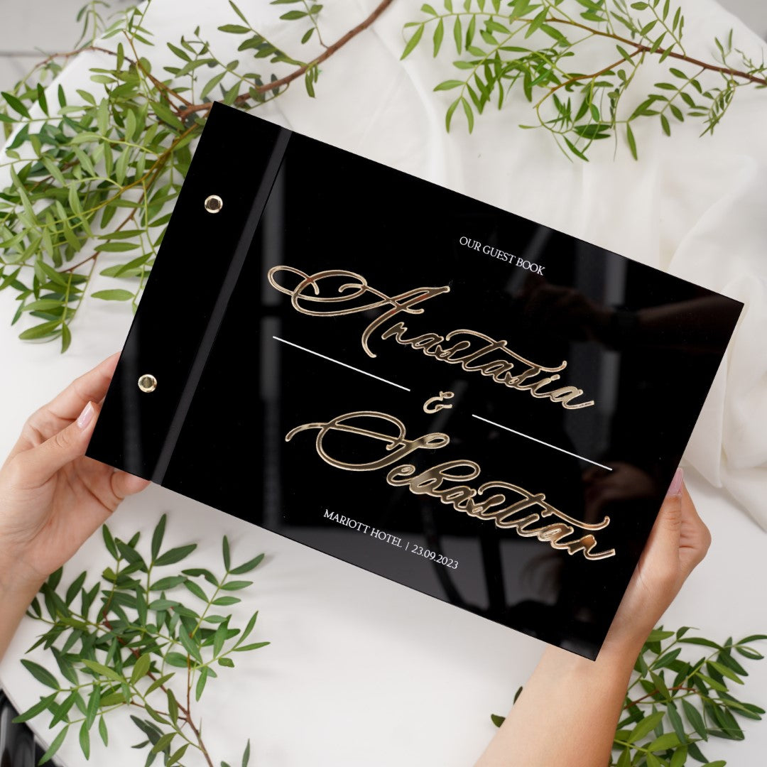 Guest book nuntă acrilic negru personalizabil cu text auriu 3D, model exclusivist Diandra Events