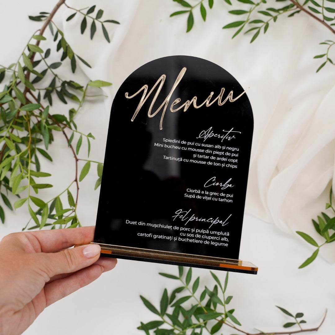 Meniu acril transparent pentru nuntă, modern și sofisticat