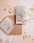 Liner plic floral și vellum decorativ, set invitație nuntă elegantă – Diandra Events