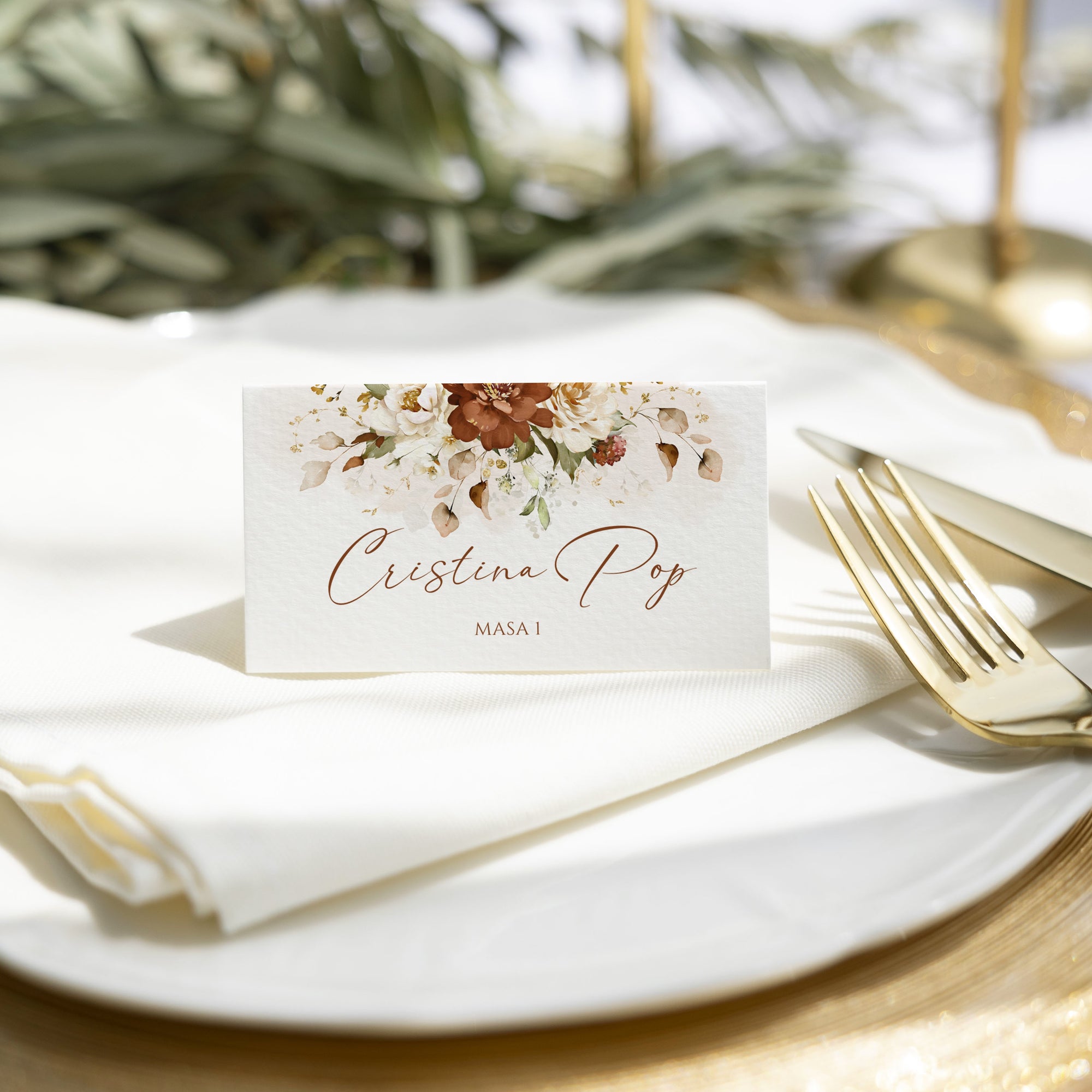 Etichete nume personalizate