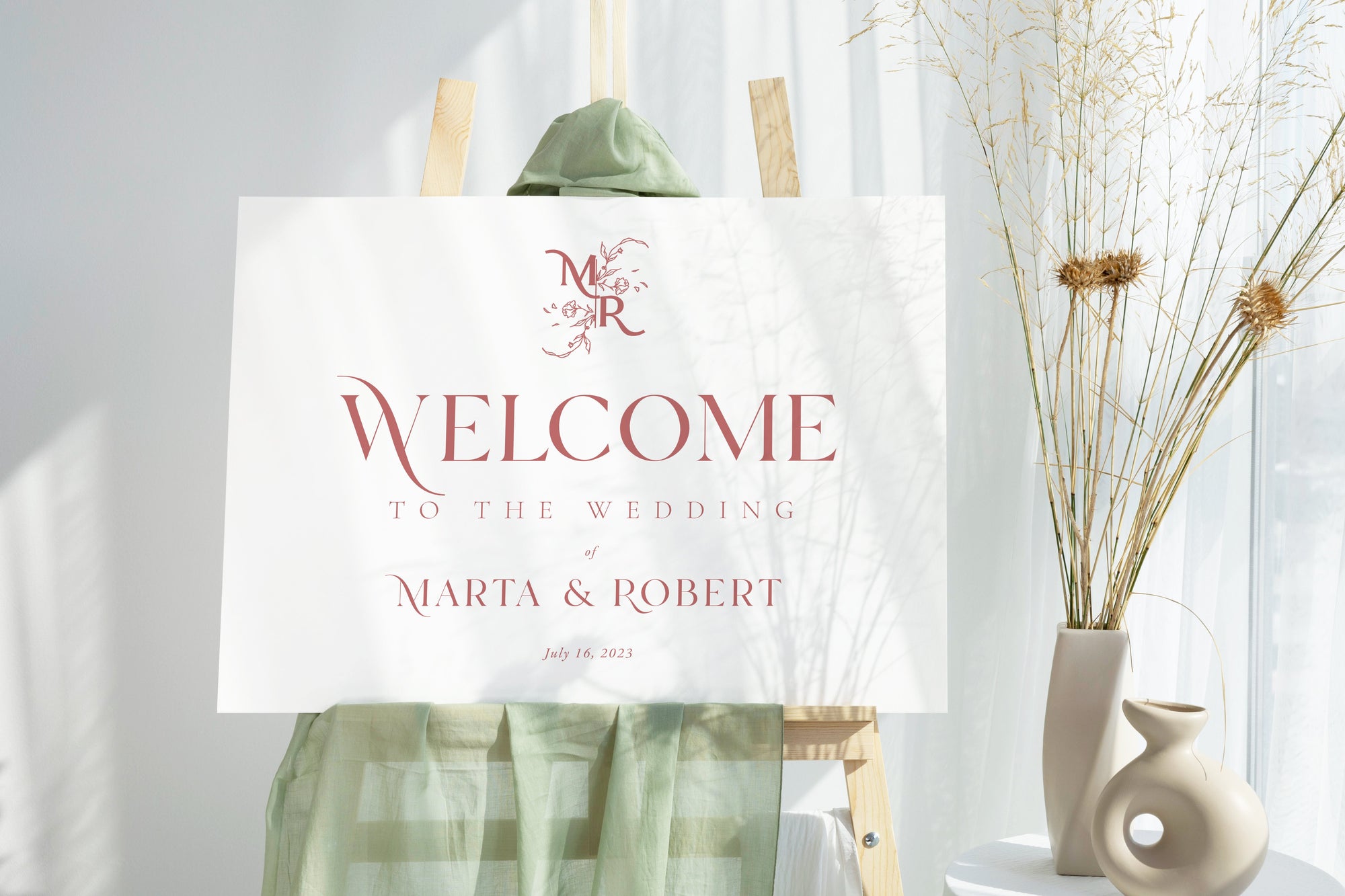 Panou de bun venit nuntă floral elegant cu numele mirilor