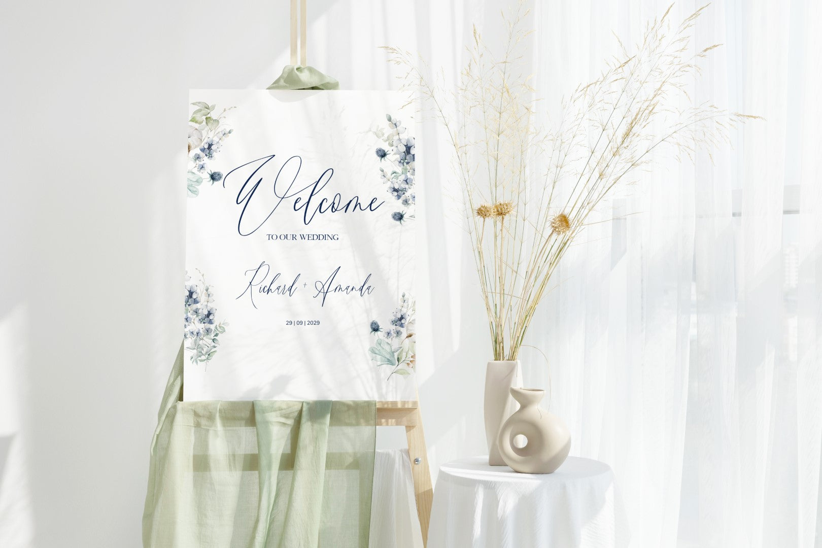 Panou intrare nuntă floral personalizat pe fundal alb