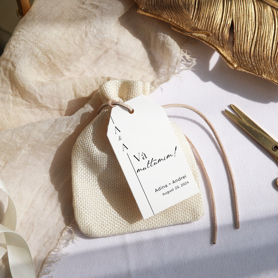 Etichetă dreptunghiulară din carton premium cu design floral personalizat – Diandra Events