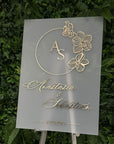 Panou bun venit nuntă personalizat din plexiglass alb cu accente aurii – Diandra Events