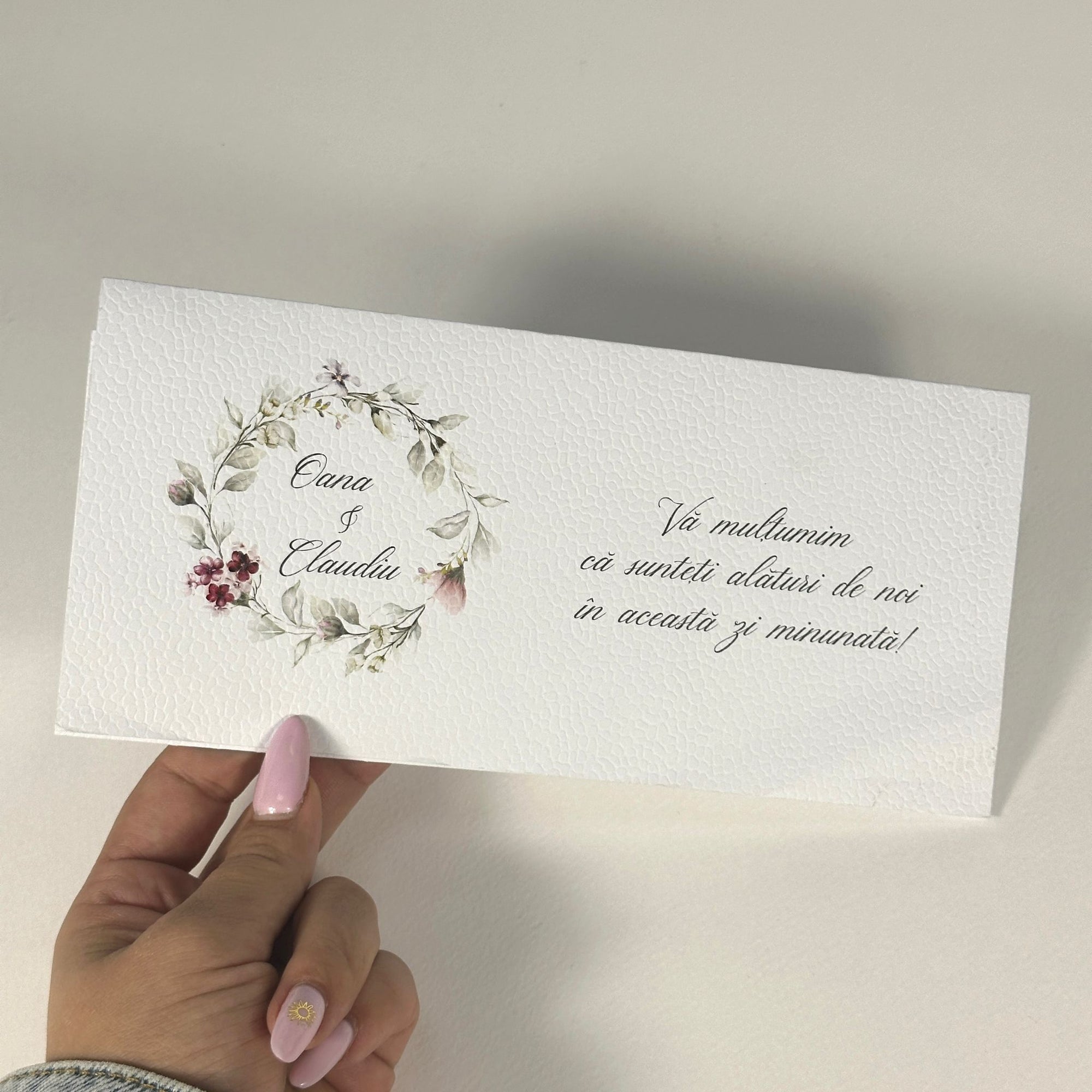 Plic bani personalizat cu design unic, parte din set complet de papetărie nuntă