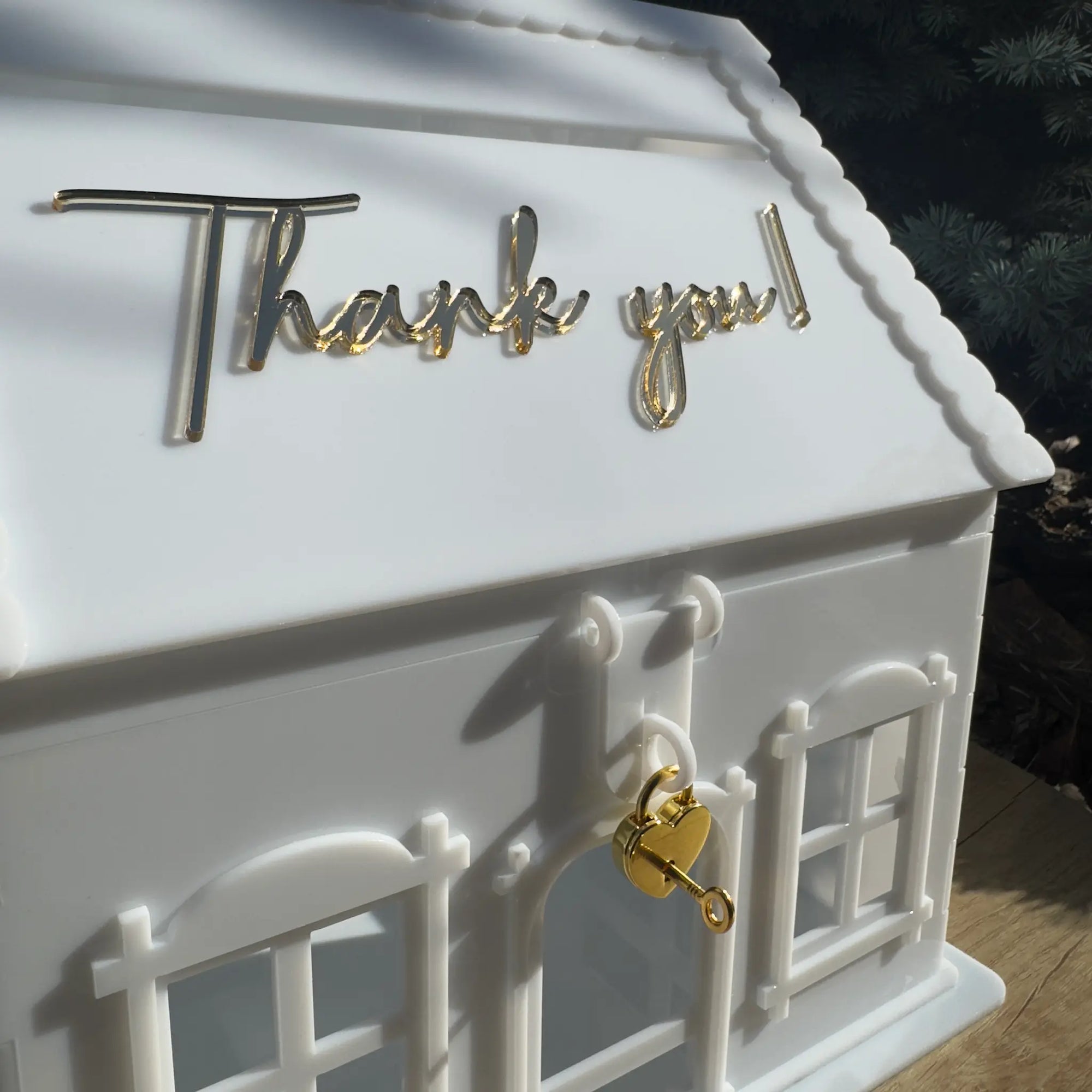 cutie dar nuntă model casă din acrilic alb premium decor modern diandra events