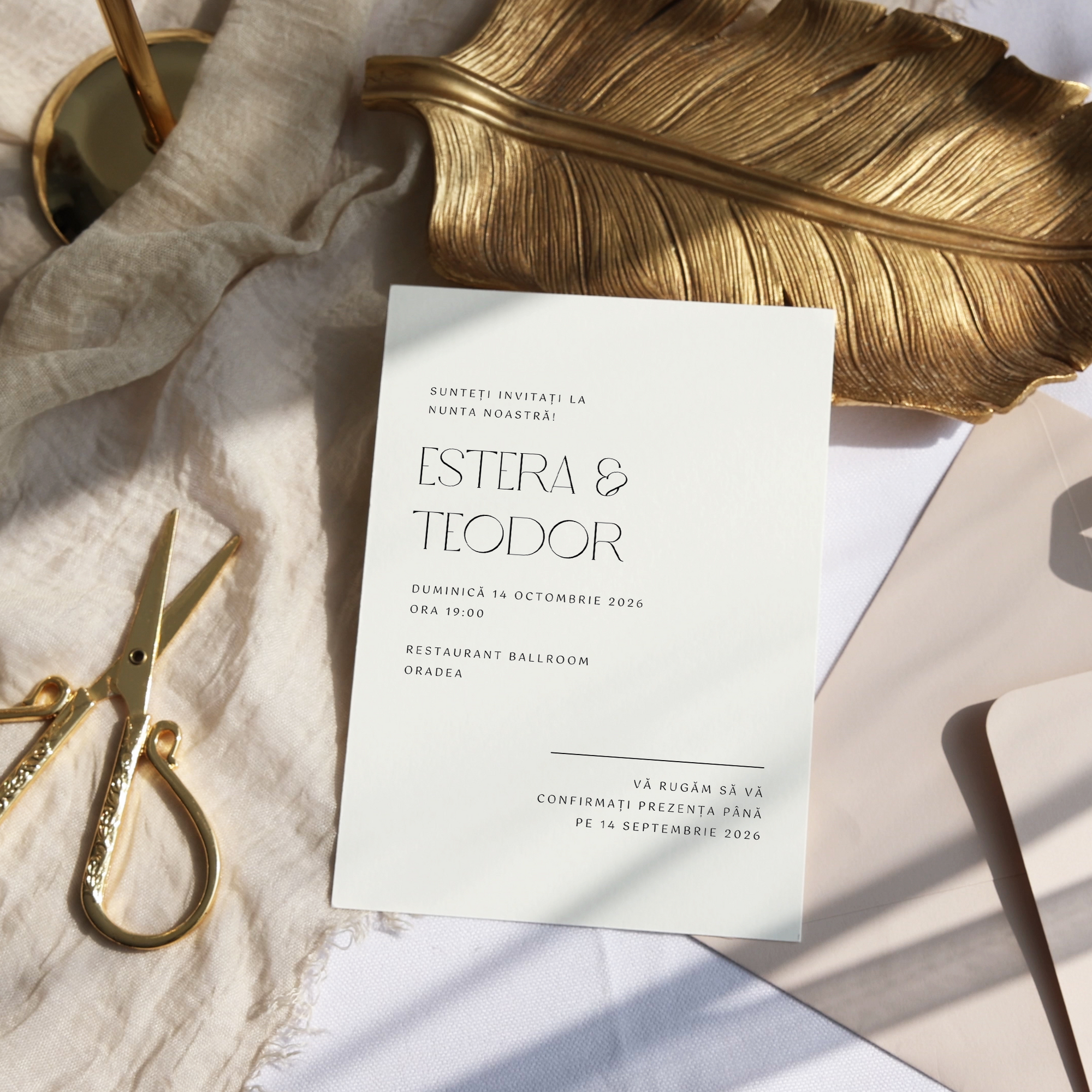 Graceful wedding invitation