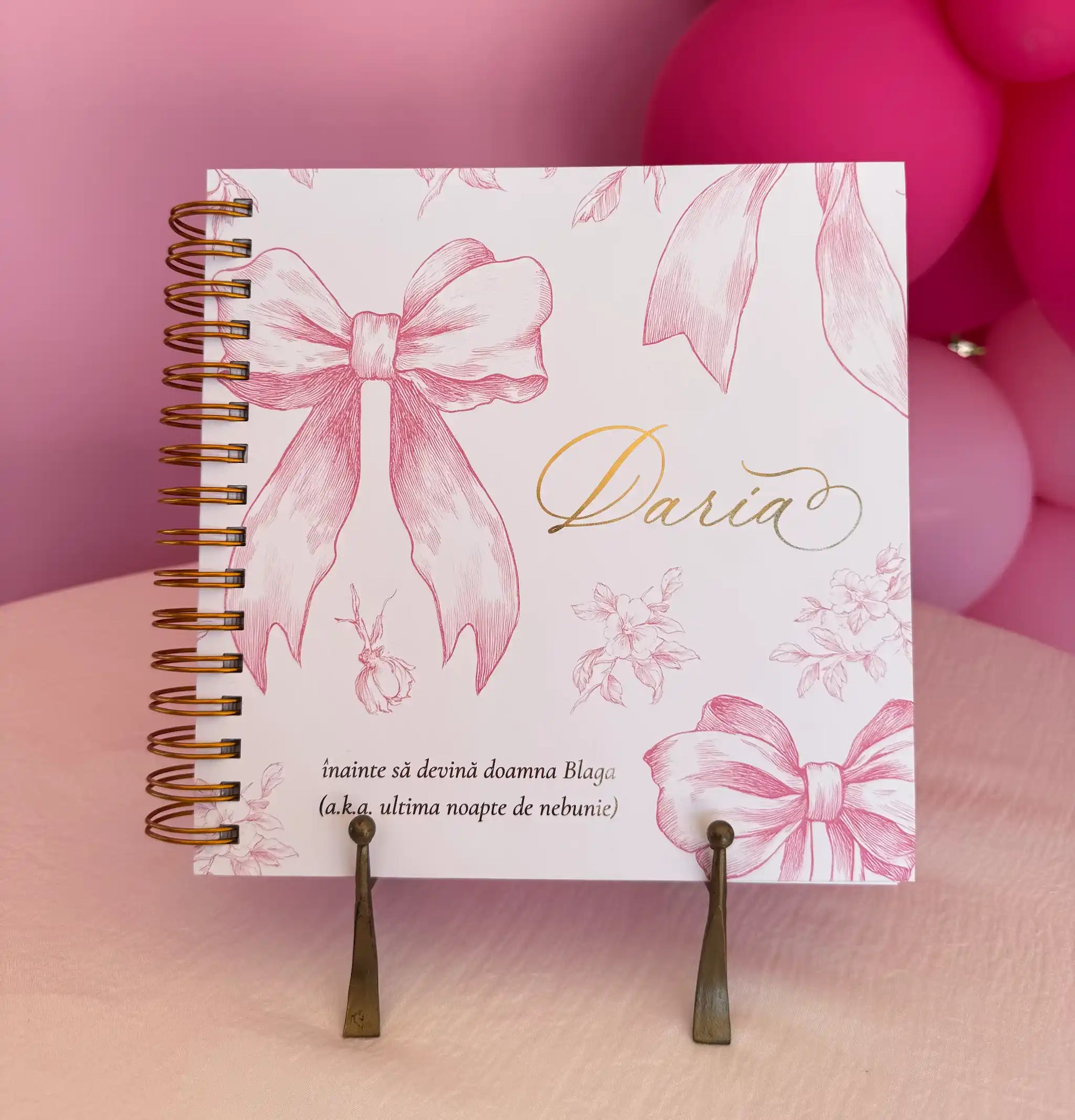 guest book personalizat pentru petrecerea burlacitelor diandra events