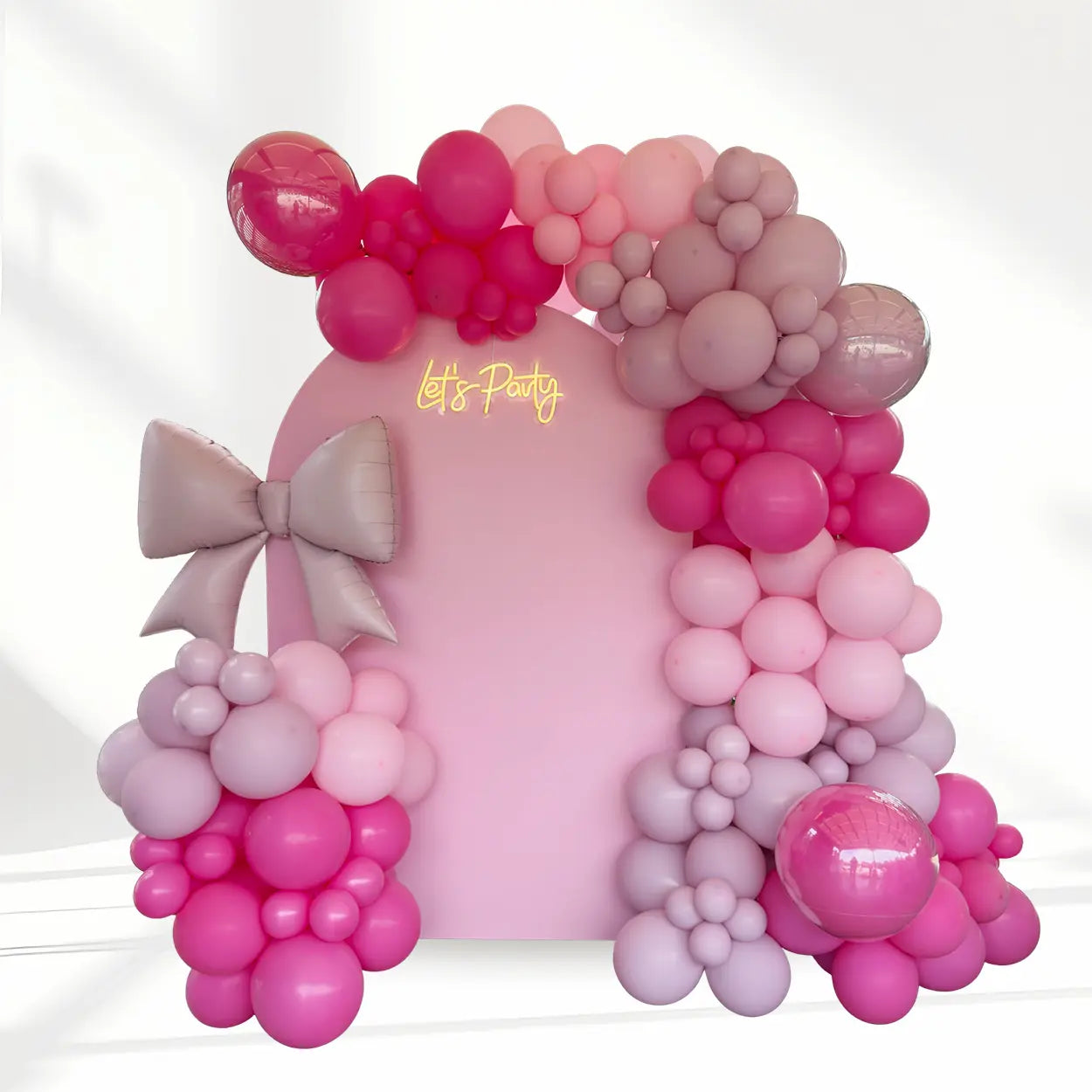 Panou acrilic decorativ cu semn luminos inclus, fundal modern și elegant pentru photo corner sau candy bar la evenimente premium