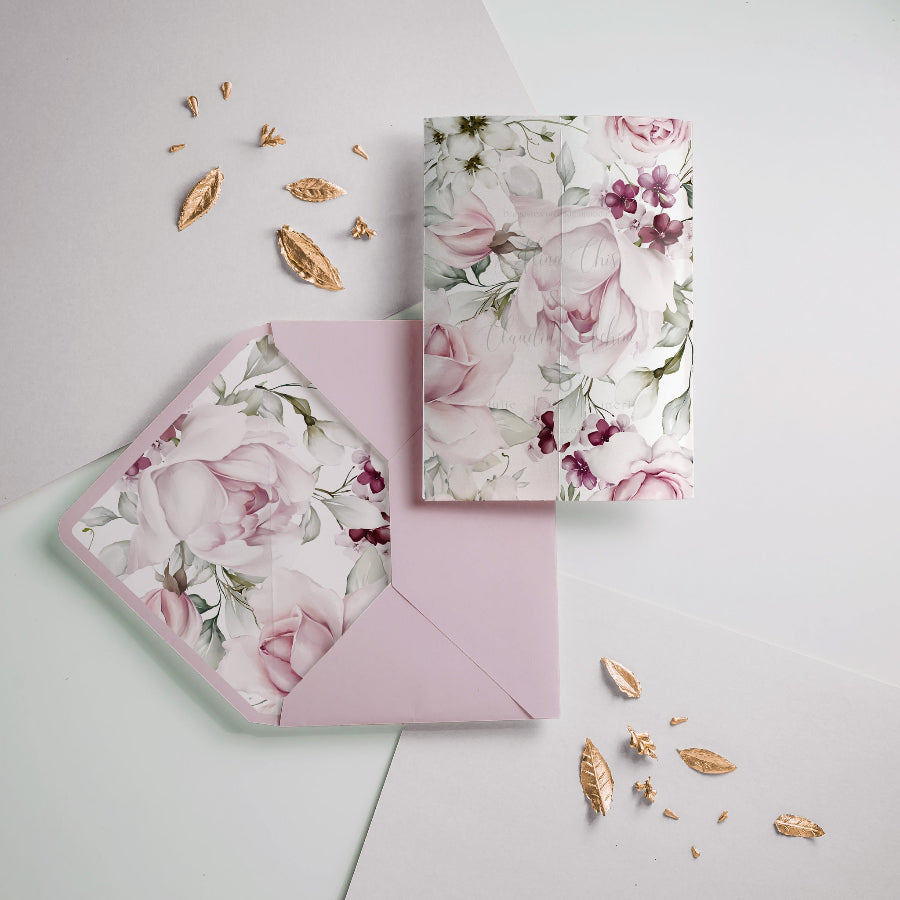 Liner plic floral elegant pentru invitații de nuntă, cu vellum coordonat – Diandra Events