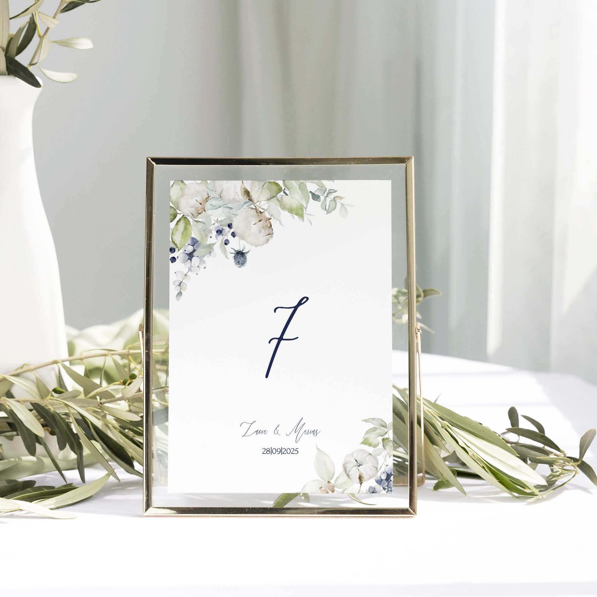 Număr carton masă personalizat după cerere cu model minimalist și font caligrafic, Diandra Events