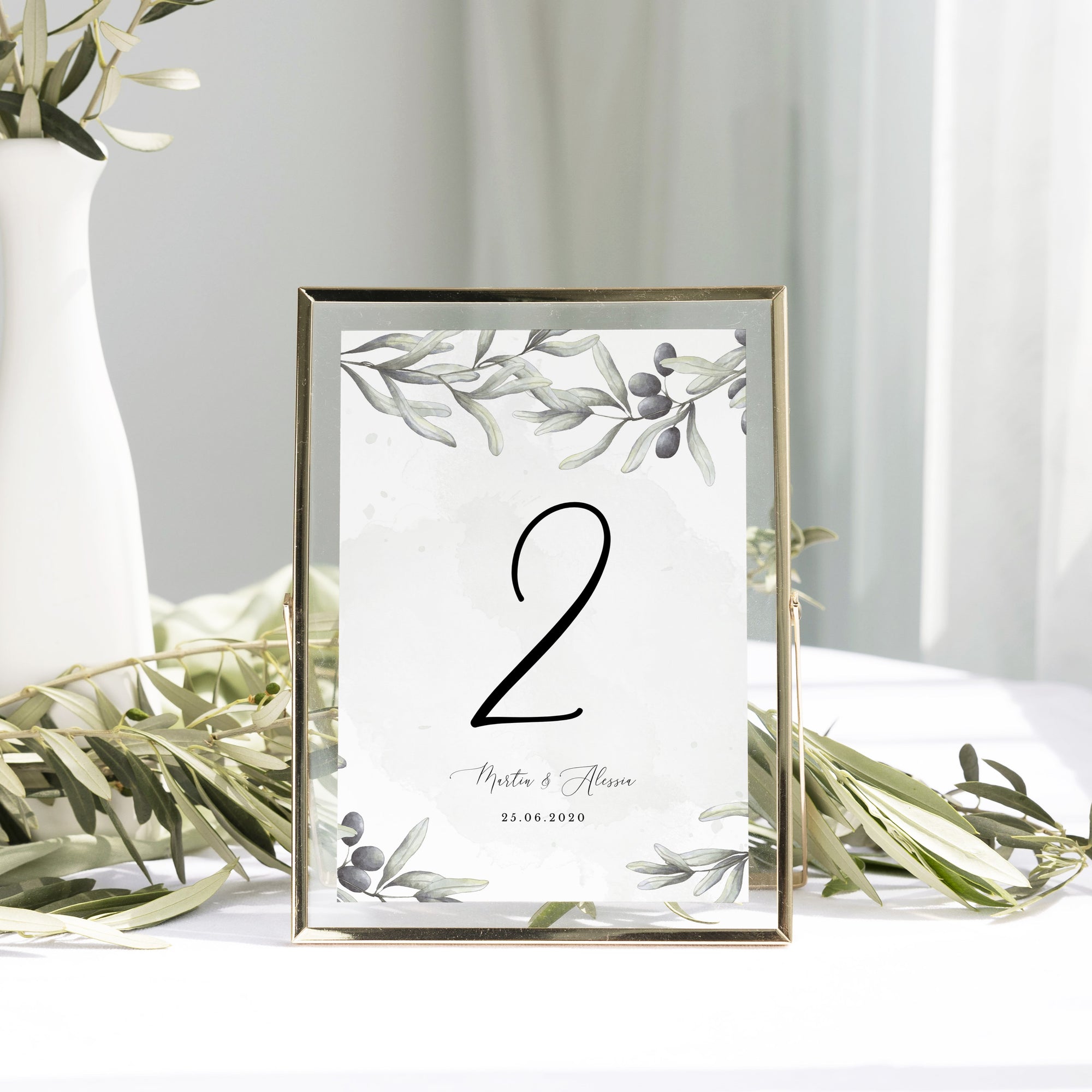 Număr de masă carton personalizat cu grafică romantică gata realizată, Diandra Events