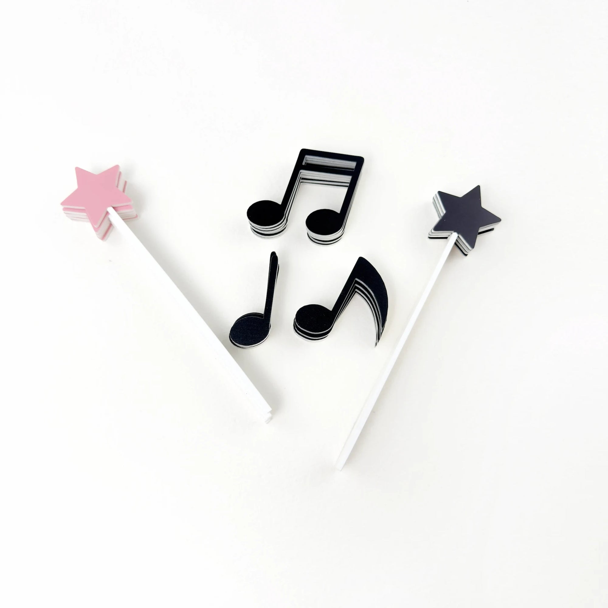cake topper tematic personalizat din plexiglas acrilic pentru aniversari si petreceri