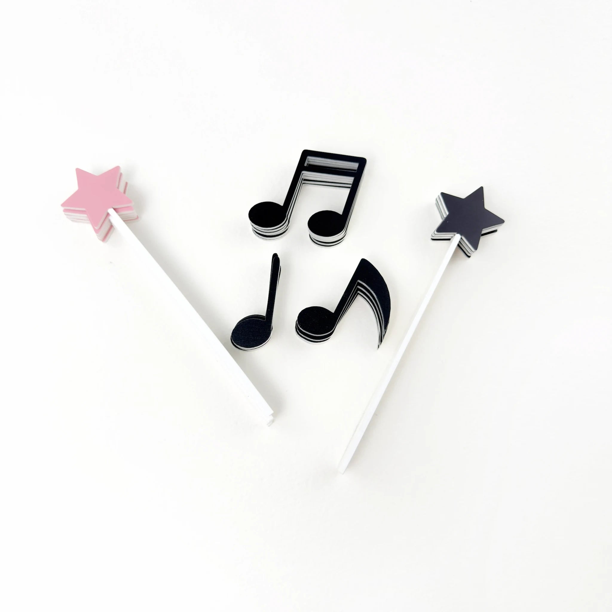 cake topper tematic personalizat din plexiglas acrilic pentru aniversari si petreceri
